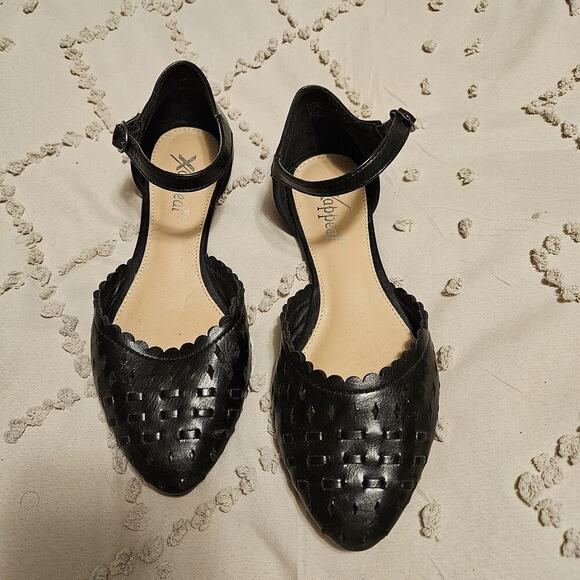 Women's Xappeal Black Ankle Strap Flats Scalloped Edge Woven Look Worn Once 6 - Picture 2 of 6